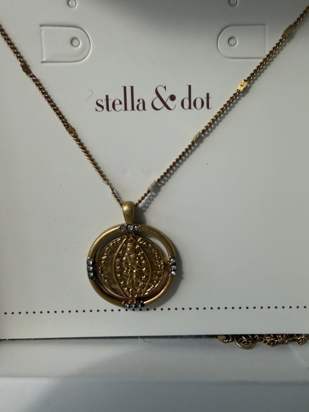 Stella & Dot Gold Textured Medallion Pendant Necklace - Picture 2 of 10
